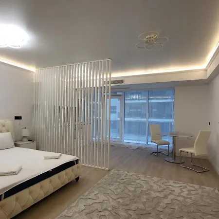 Daire White Titanic Sunshine *