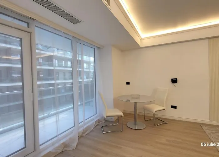 White Titanic Sunshine * Navodari